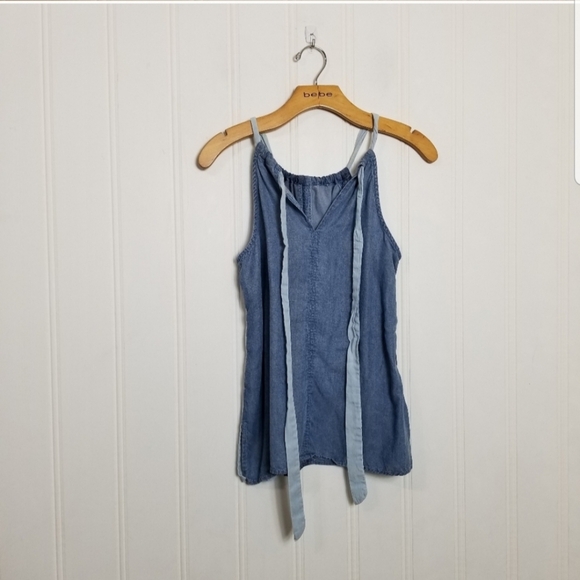 Soho New York And Company Denim Like Tie Back Sleeveless Top - Picture 9 of 12
